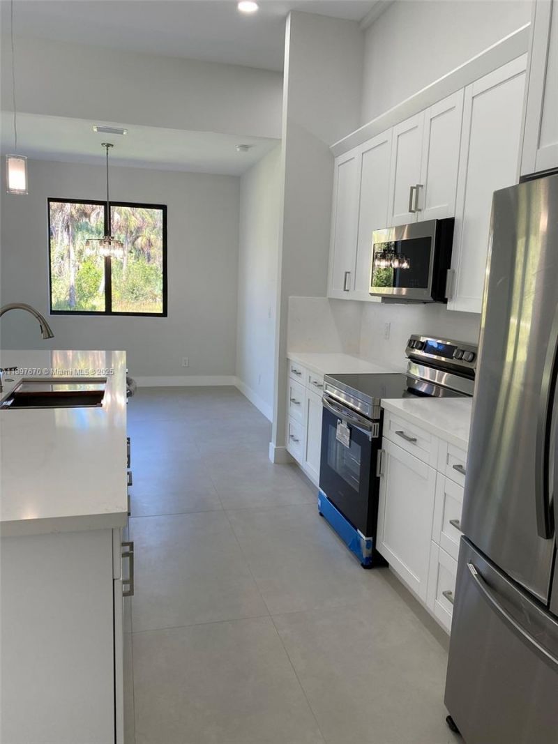 706 W 10th St, Lehigh Acres, FL 33972 Photo