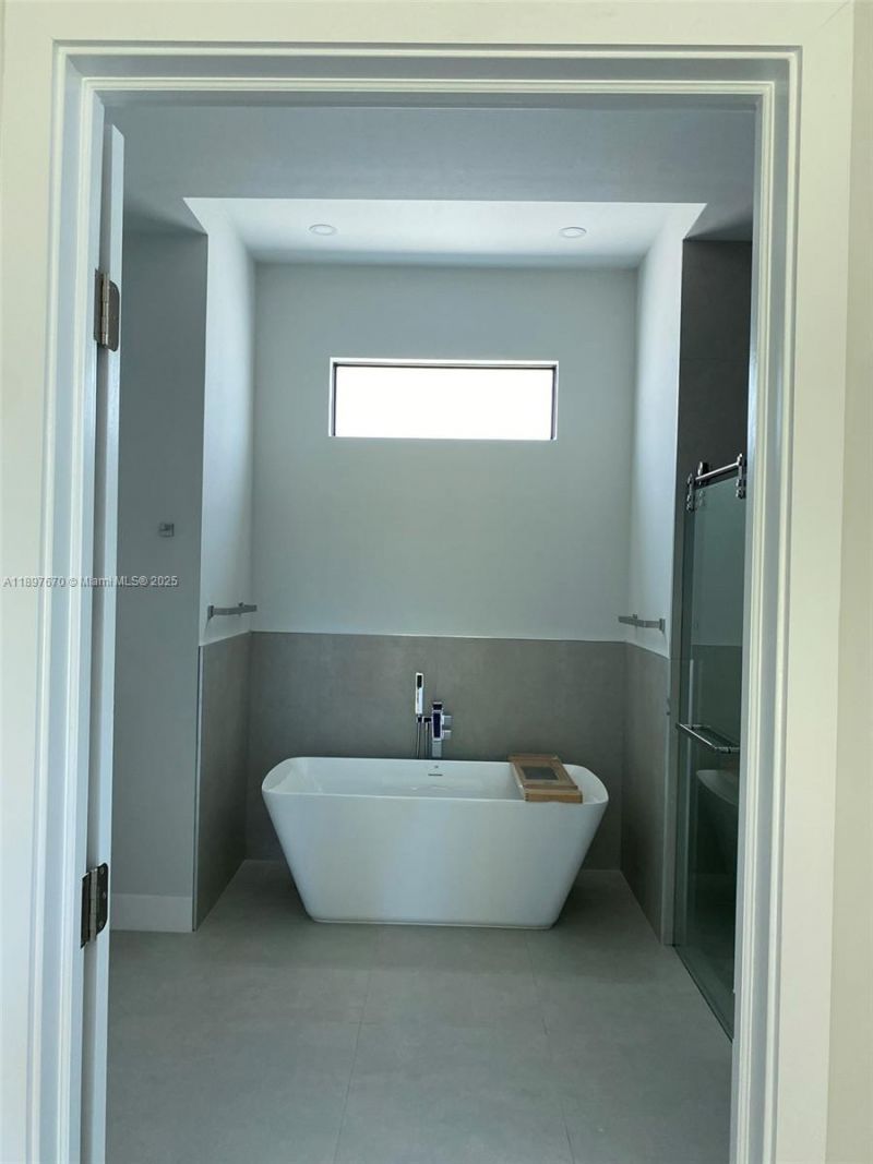 706 W 10th St, Lehigh Acres, FL 33972 Photo