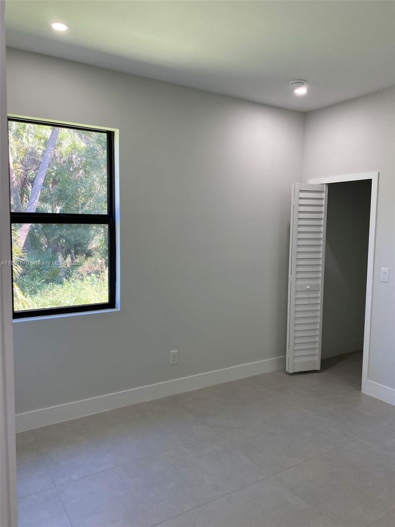 706 W 10th St, Lehigh Acres, FL 33972 Photo