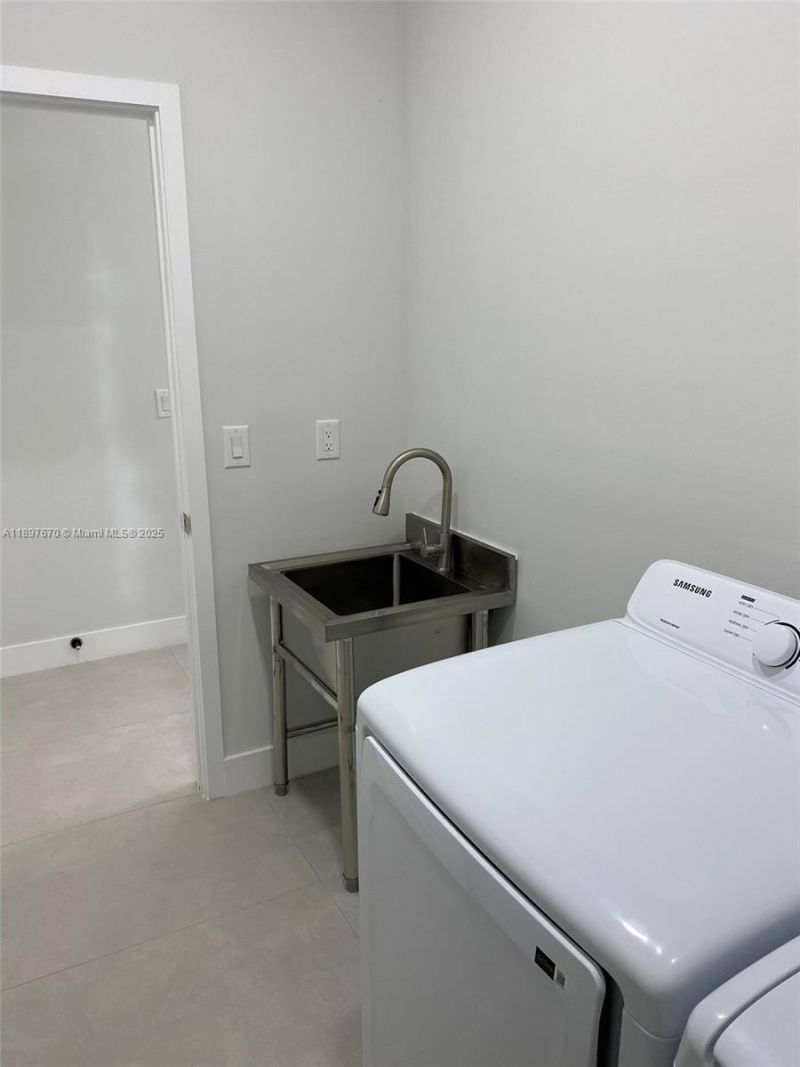 706 W 10th St, Lehigh Acres, FL 33972 Photo