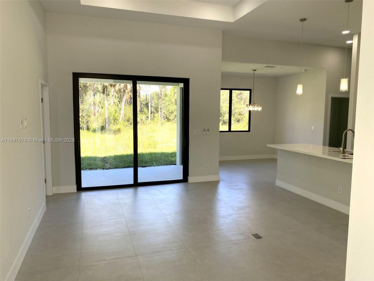 706 W 10th St, Lehigh Acres, FL 33972 Photo