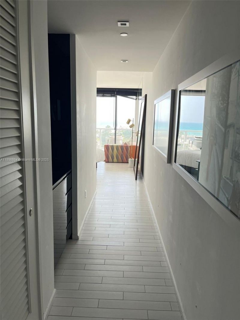 2201 Collins Ave, Unit 626, Miami Beach, FL 33139 Photo