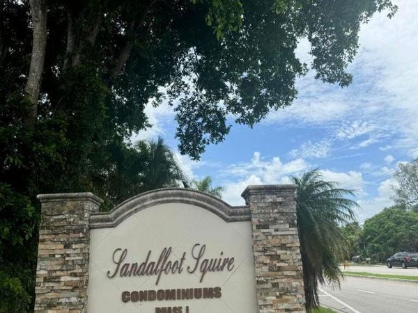 9272 SW 3rd Street, Unit 411, Boca Raton, FL 33428