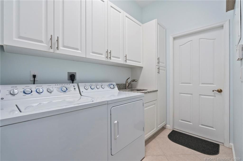 4607 NW Red Bay Circle, Jensen Beach, FL 34957 Photo