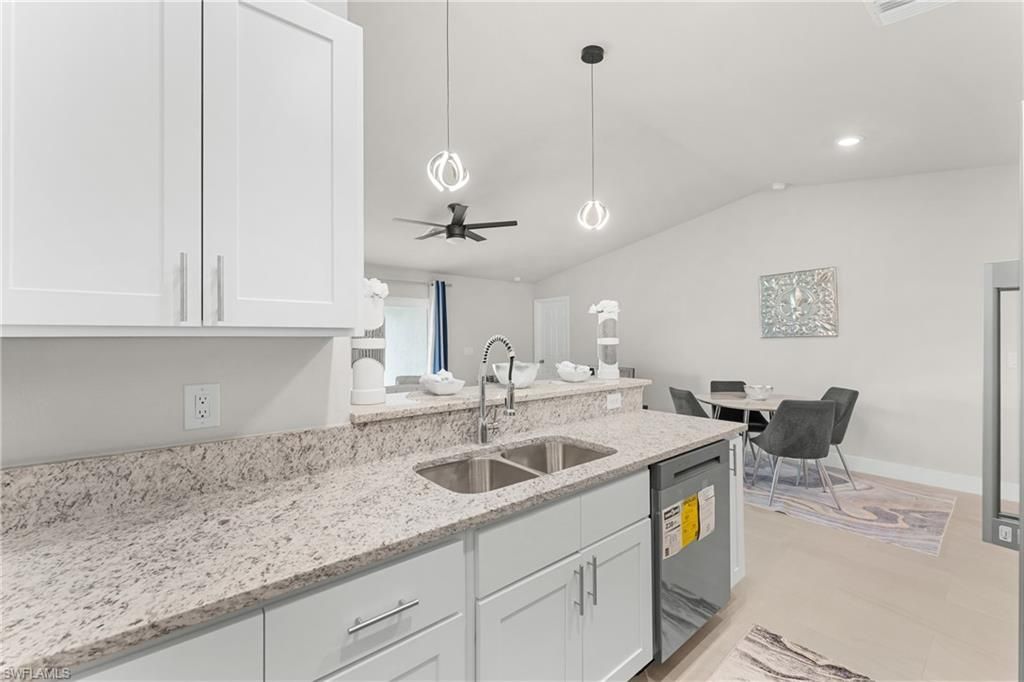 736/738 Gilbert Ave S, Lehigh Acres, FL 33973 Photo