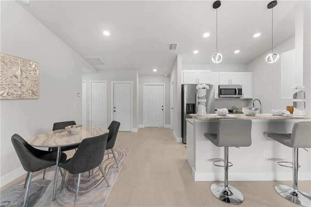 736/738 Gilbert Ave S, Lehigh Acres, FL 33973 Photo