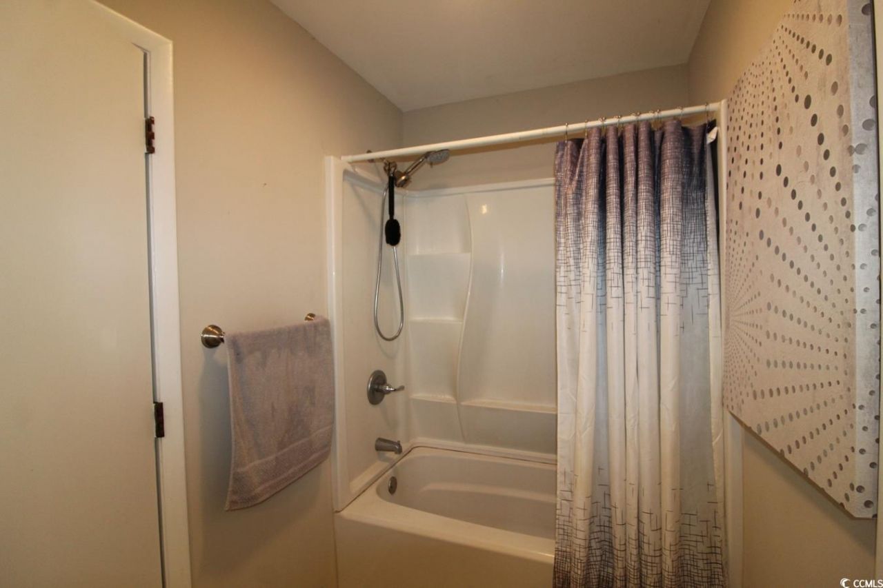 512 Tree Top Ln. Photo 11