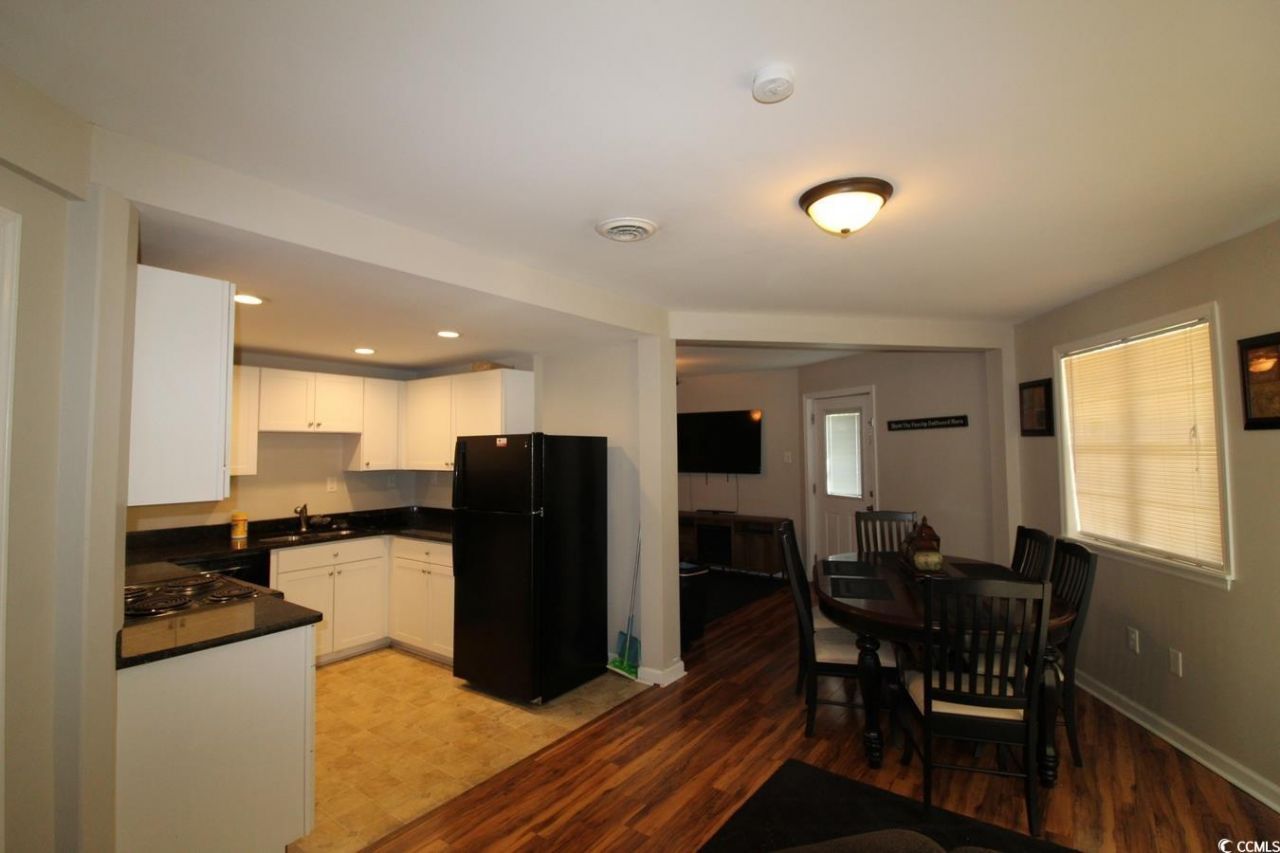 512 Tree Top Ln. Photo 21