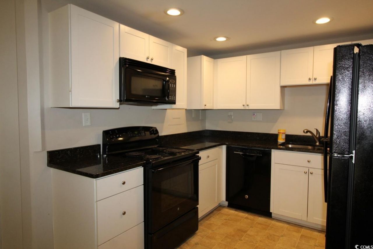 512 Tree Top Ln. Photo 22