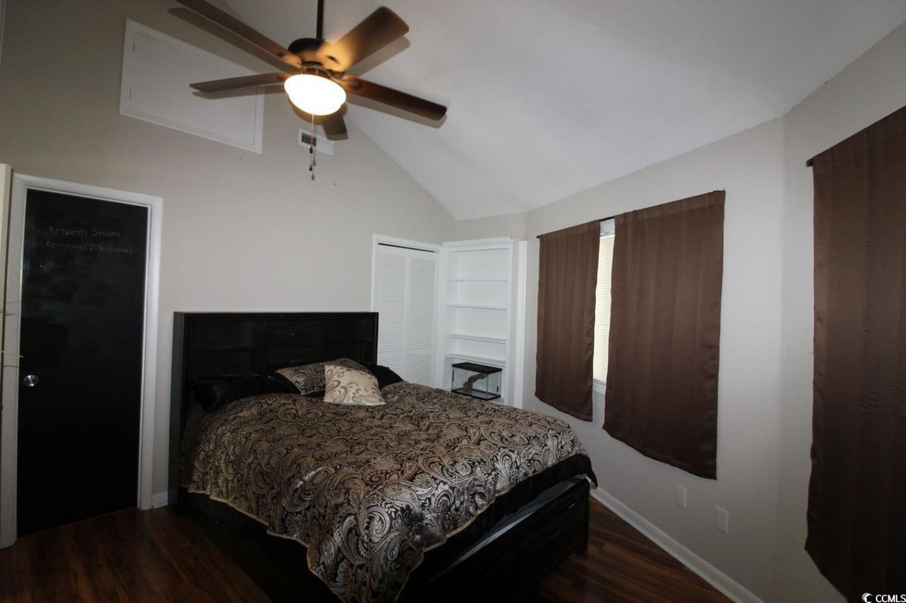 512 Tree Top Ln. Photo 8