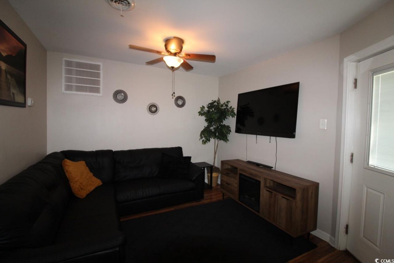 512 Tree Top Ln. Photo 20