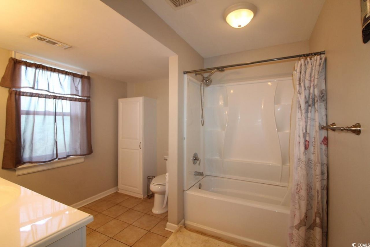 512 Tree Top Ln. Photo 26