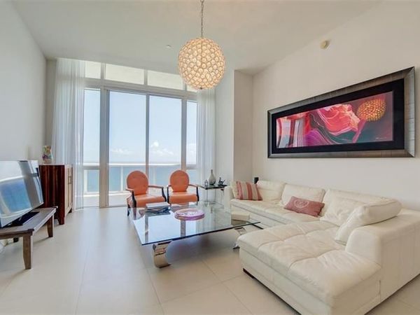 15901 Collins Avenue, Unit Ph4303, Sunny Isles Beach, FL 33160