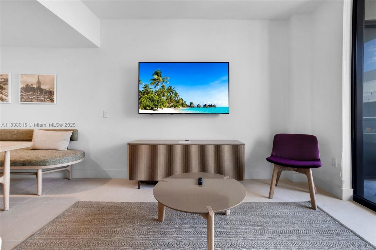 159 NE 6th St, Unit 4011, Miami, FL 33132 Photo