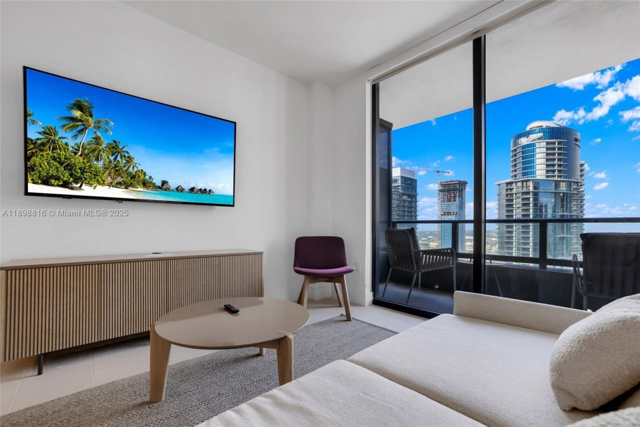 159 NE 6th St, Unit 4011, Miami, FL 33132 Photo