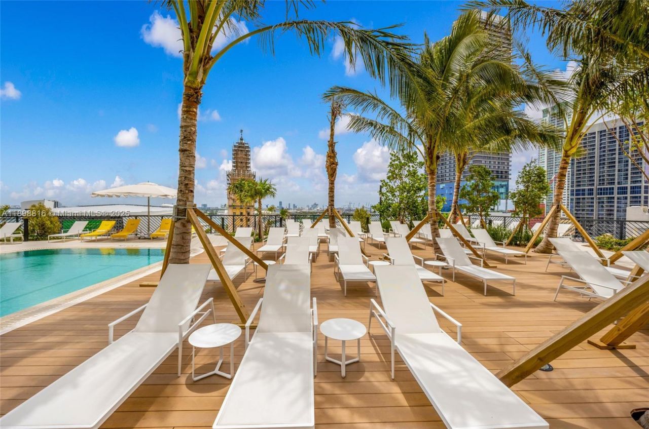 159 NE 6th St, Unit 4011, Miami, FL 33132 Photo