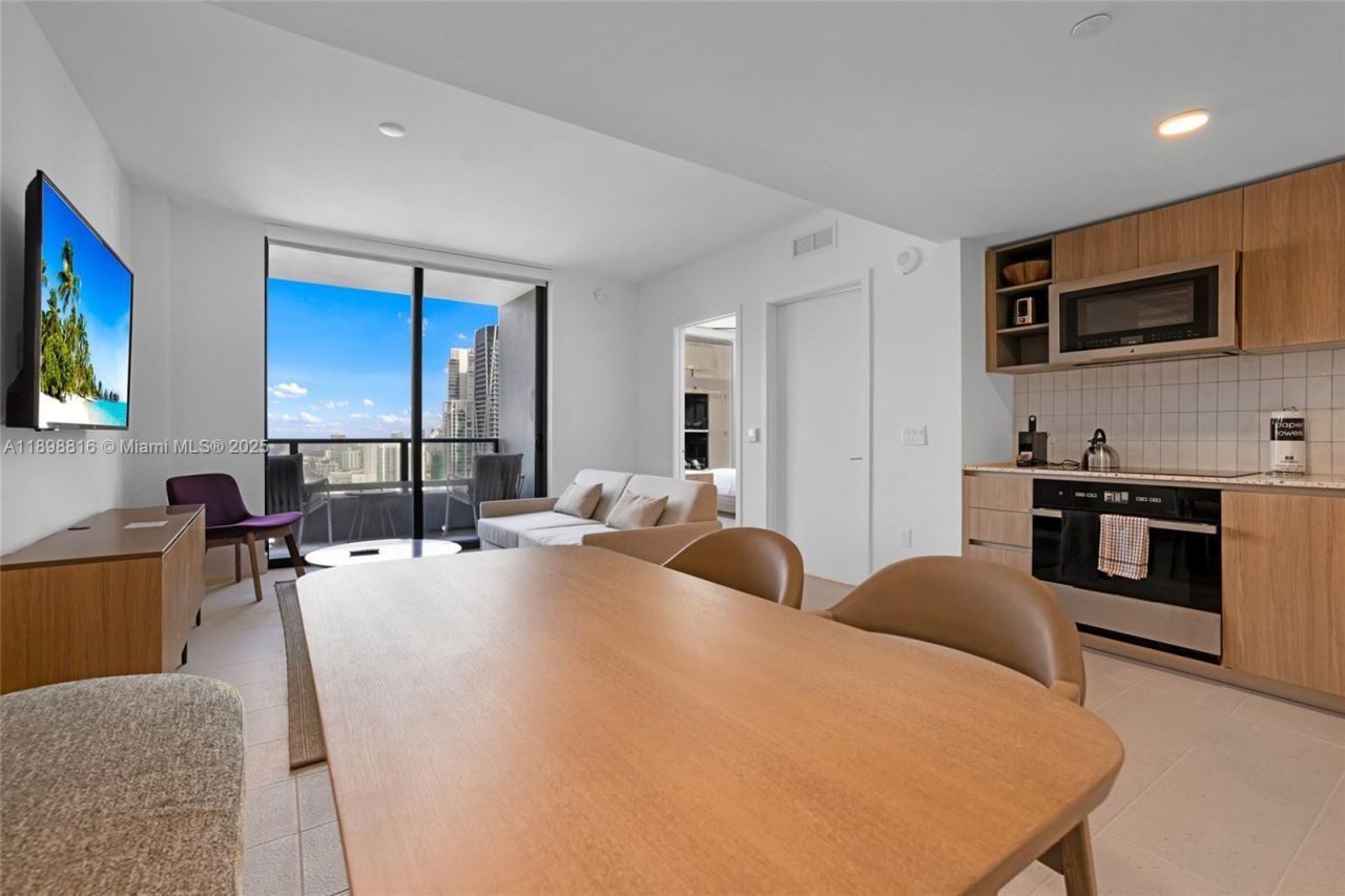 159 NE 6th St, Unit 4011, Miami, FL 33132 Photo