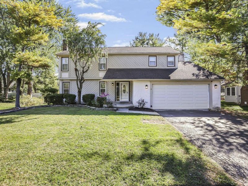 7898 Sarahurst Drive, Dublin, OH 43016 Photo 2