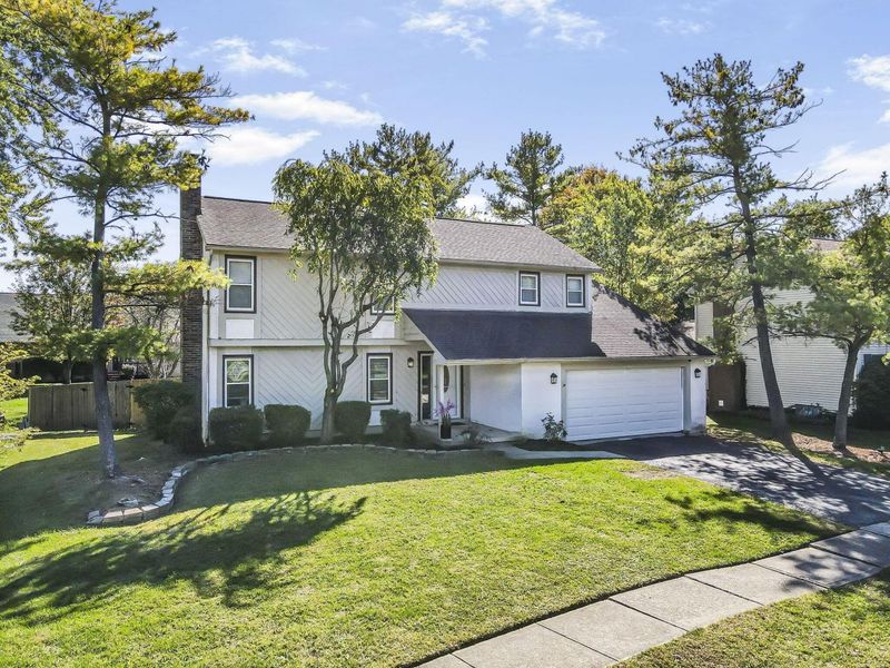 7898 Sarahurst Drive, Dublin, OH 43016 Photo 3