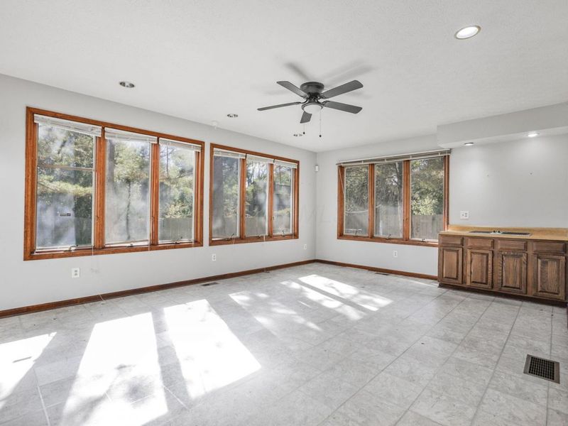 7898 Sarahurst Drive, Dublin, OH 43016 Photo 31