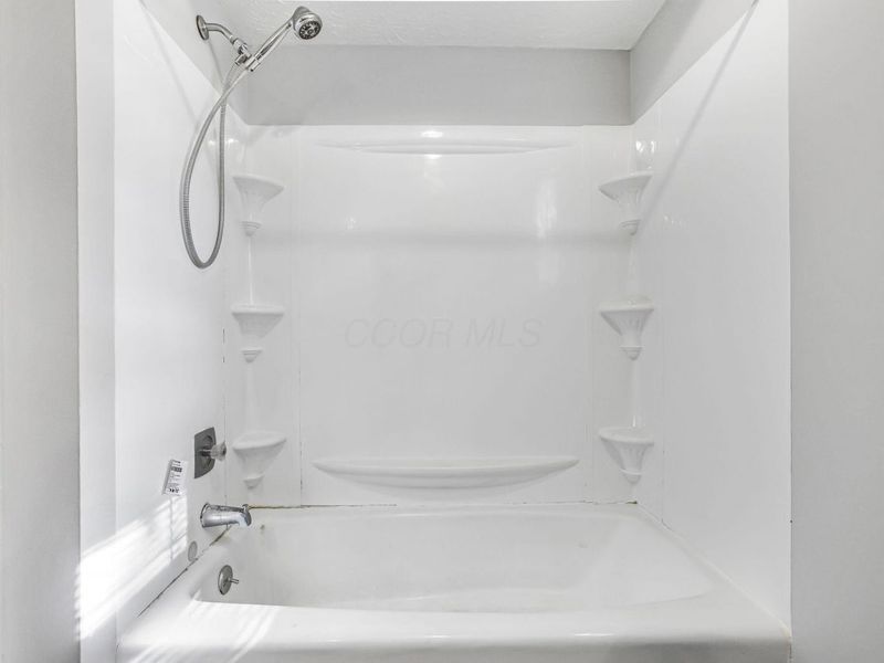 7898 Sarahurst Drive, Dublin, OH 43016 Photo 44