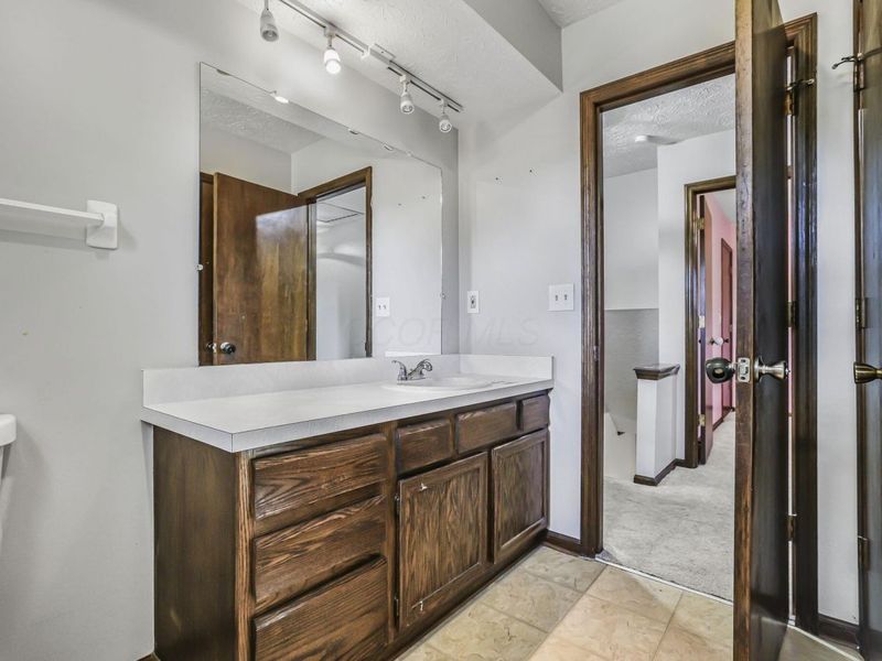 7898 Sarahurst Drive, Dublin, OH 43016 Photo 45