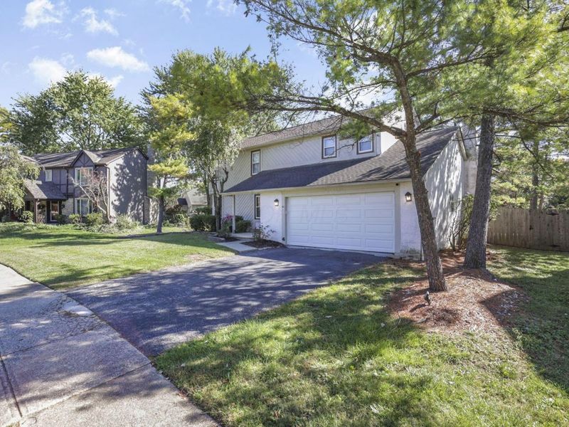 7898 Sarahurst Drive, Dublin, OH 43016 Photo 6