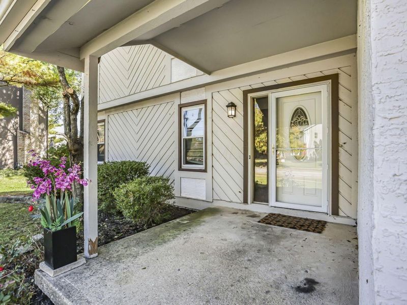 7898 Sarahurst Drive, Dublin, OH 43016 Photo 9