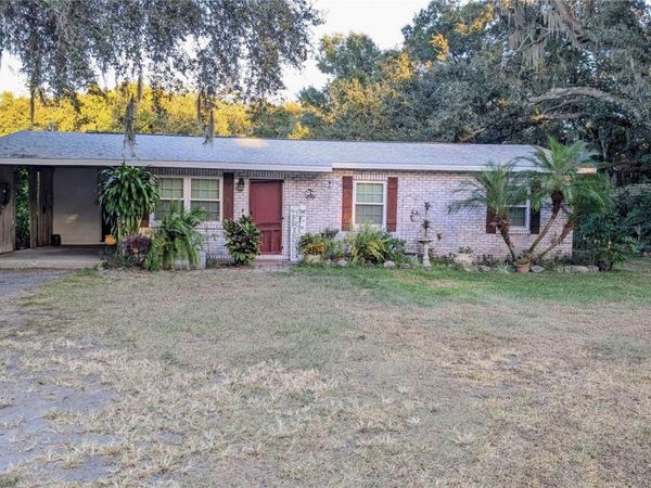 2024 E KEYSVILLE ROAD, LITHIA, FL 33547