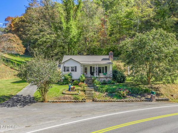 858 N Shiloh Rd, Seymour, TN 37865