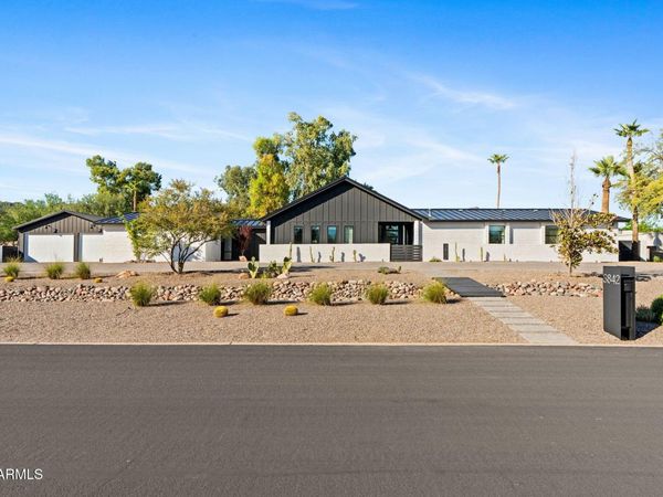 3842 E SAN MIGUEL Avenue, Paradise Valley, AZ 85253