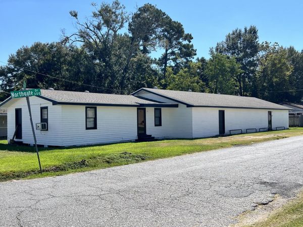 100 W Pine Street , Lafayette, LA 70501