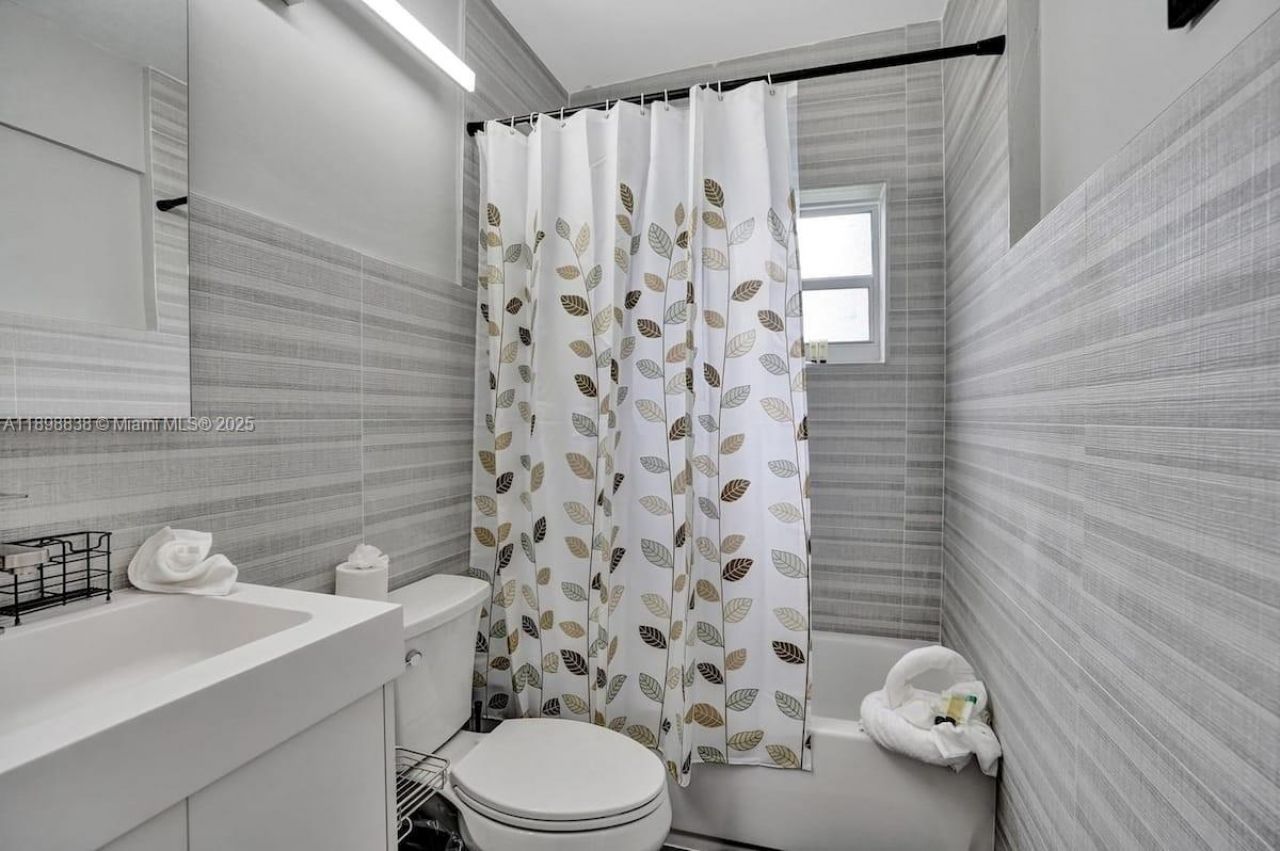 1321 S 16th Ave, Hollywood, FL 33020 Photo