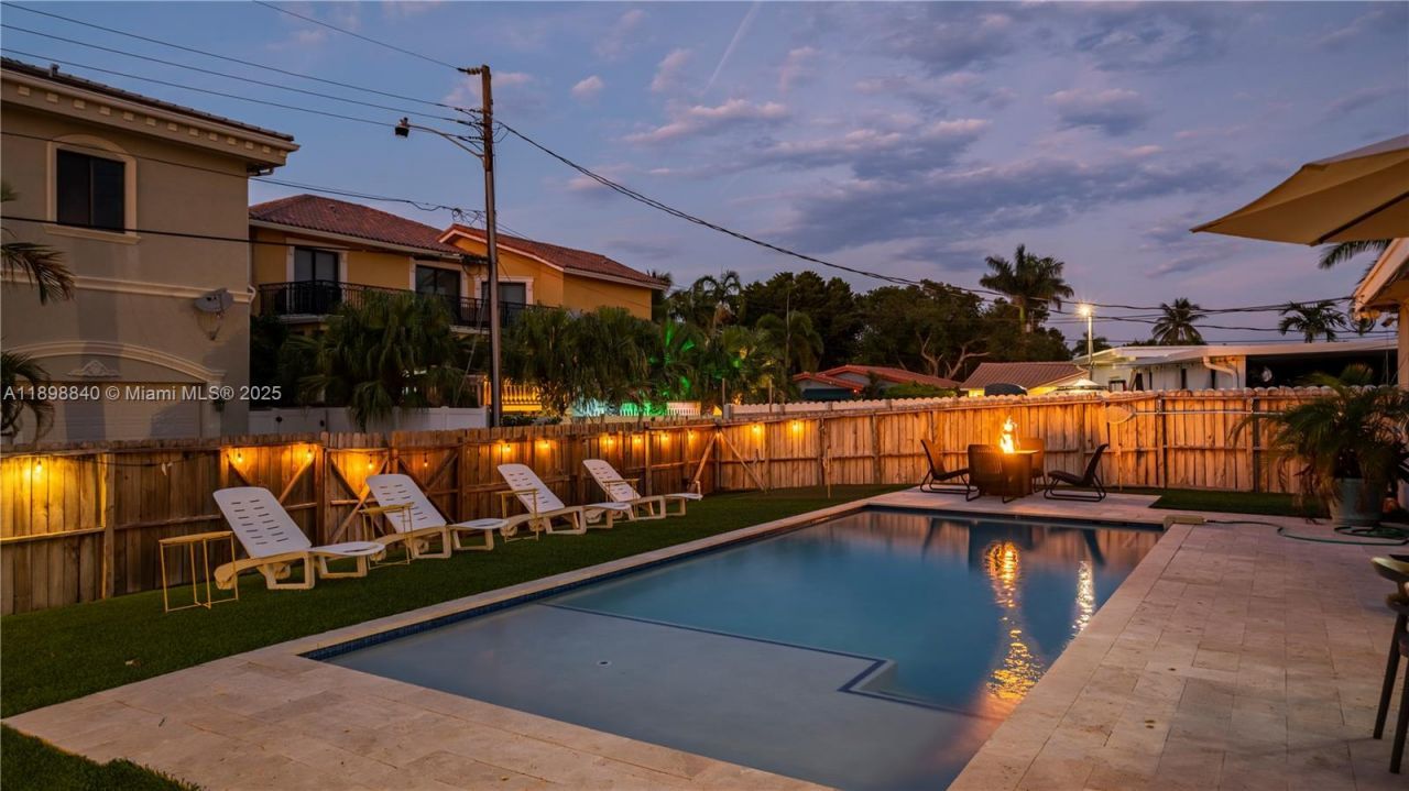 1305 Funston St, Hollywood, FL 33019 Photo