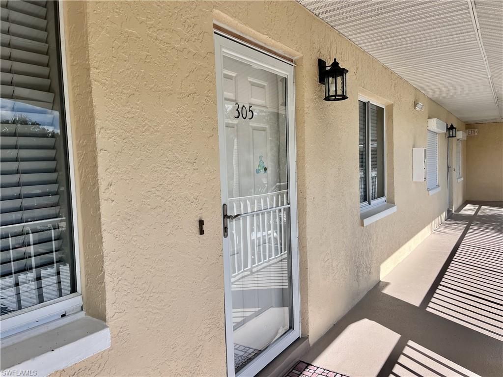 3685 Amberly Cir W, Unit D305, Naples, FL 34112 Photo