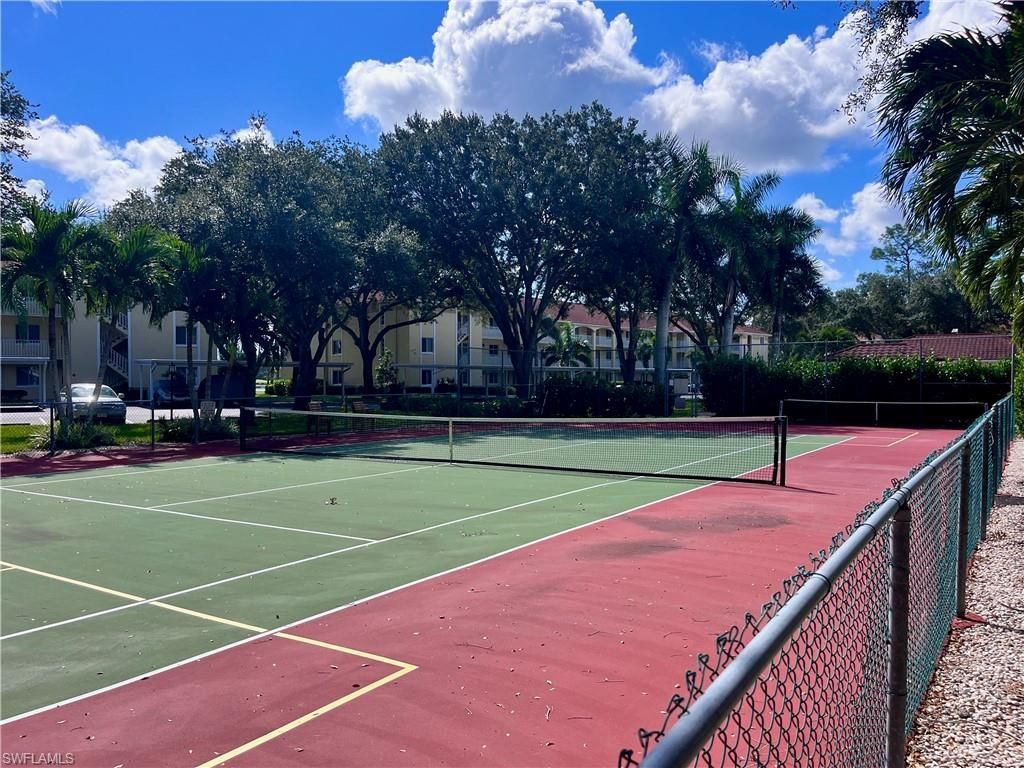 3685 Amberly Cir W, Unit D305, Naples, FL 34112 Photo