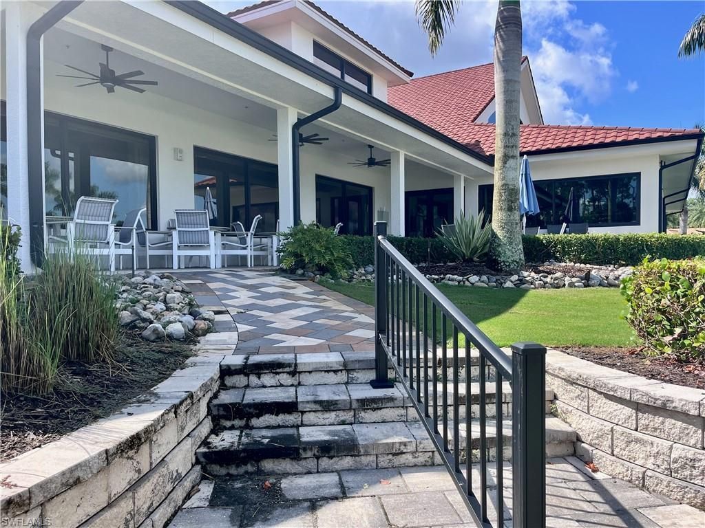 3685 Amberly Cir W, Unit D305, Naples, FL 34112 Photo
