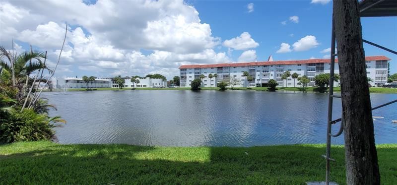 4751 NW 21 Street, Unit 112, Lauderhill, FL 33313 Photo