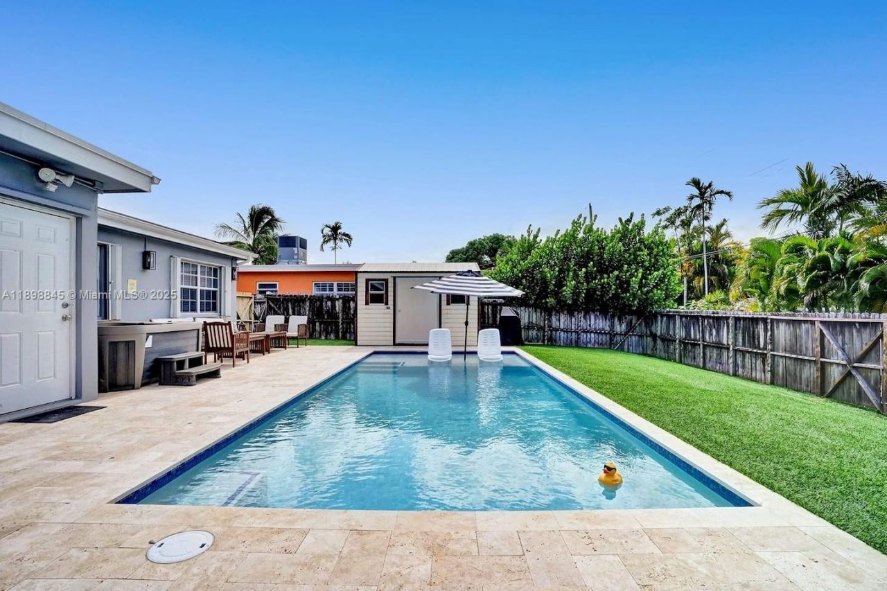 1305 Funston St, Hollywood, FL 33019 Photo