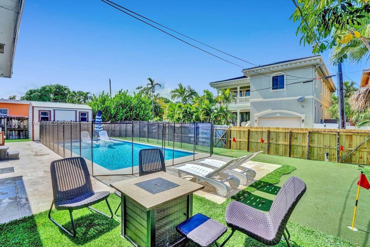 1305 Funston St, Hollywood, FL 33019 Photo