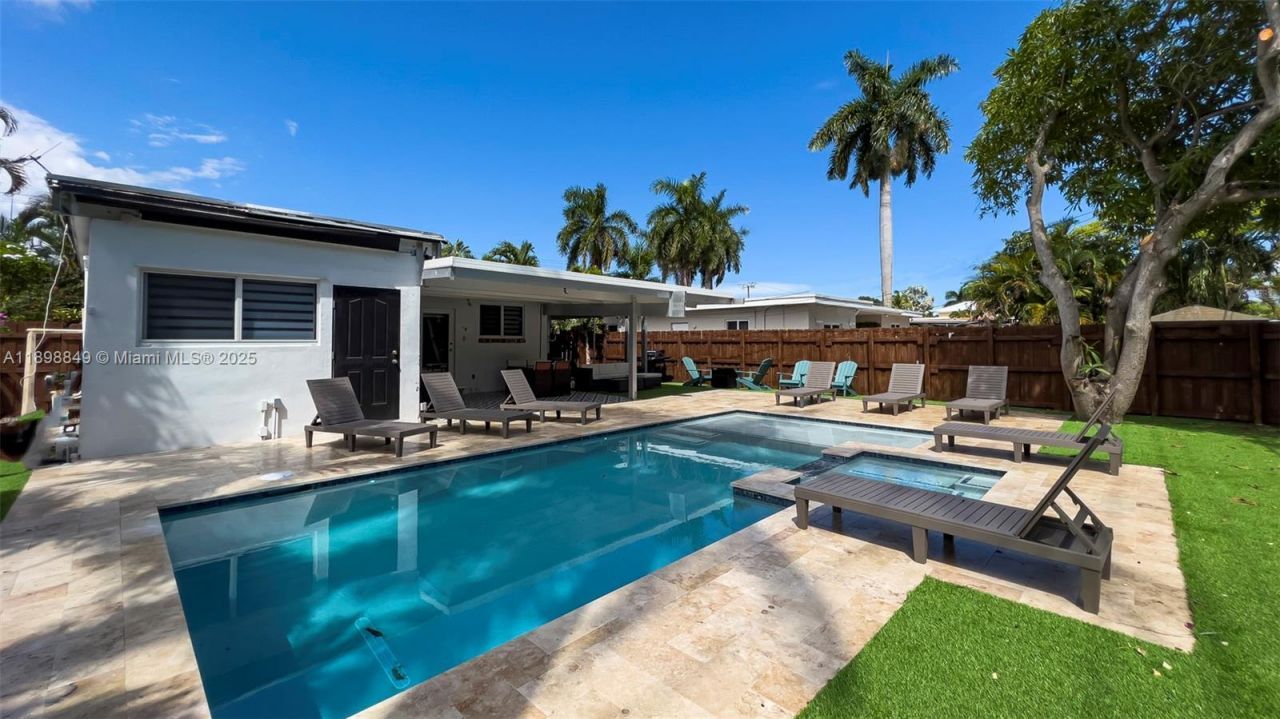 1230 Johnson St, Hollywood, FL 33019 Photo