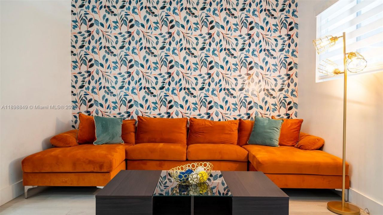 1230 Johnson St, Hollywood, FL 33019 Photo