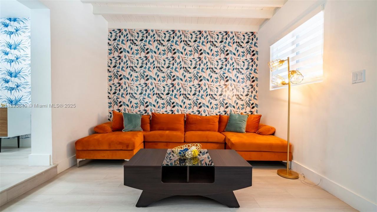 1230 Johnson St, Hollywood, FL 33019 Photo