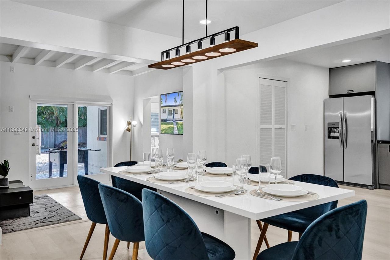 1230 Johnson St, Hollywood, FL 33019 Photo