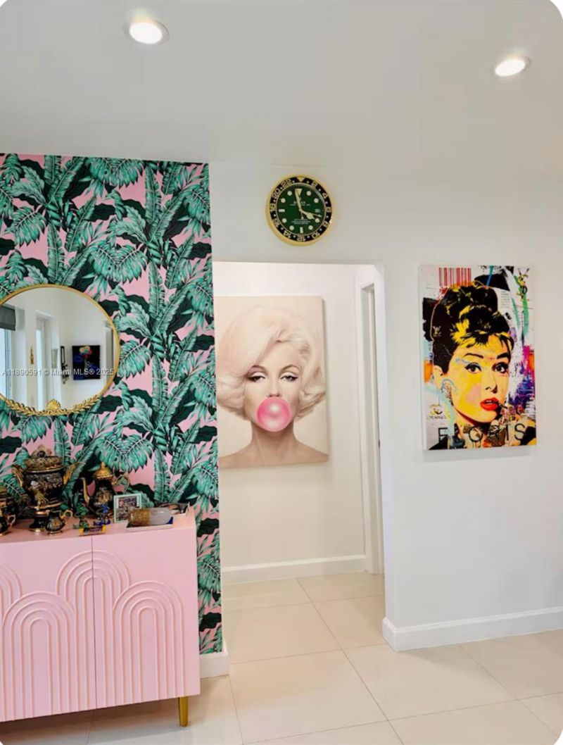 9240 Byron Ave, Surfside, FL 33154 Photo