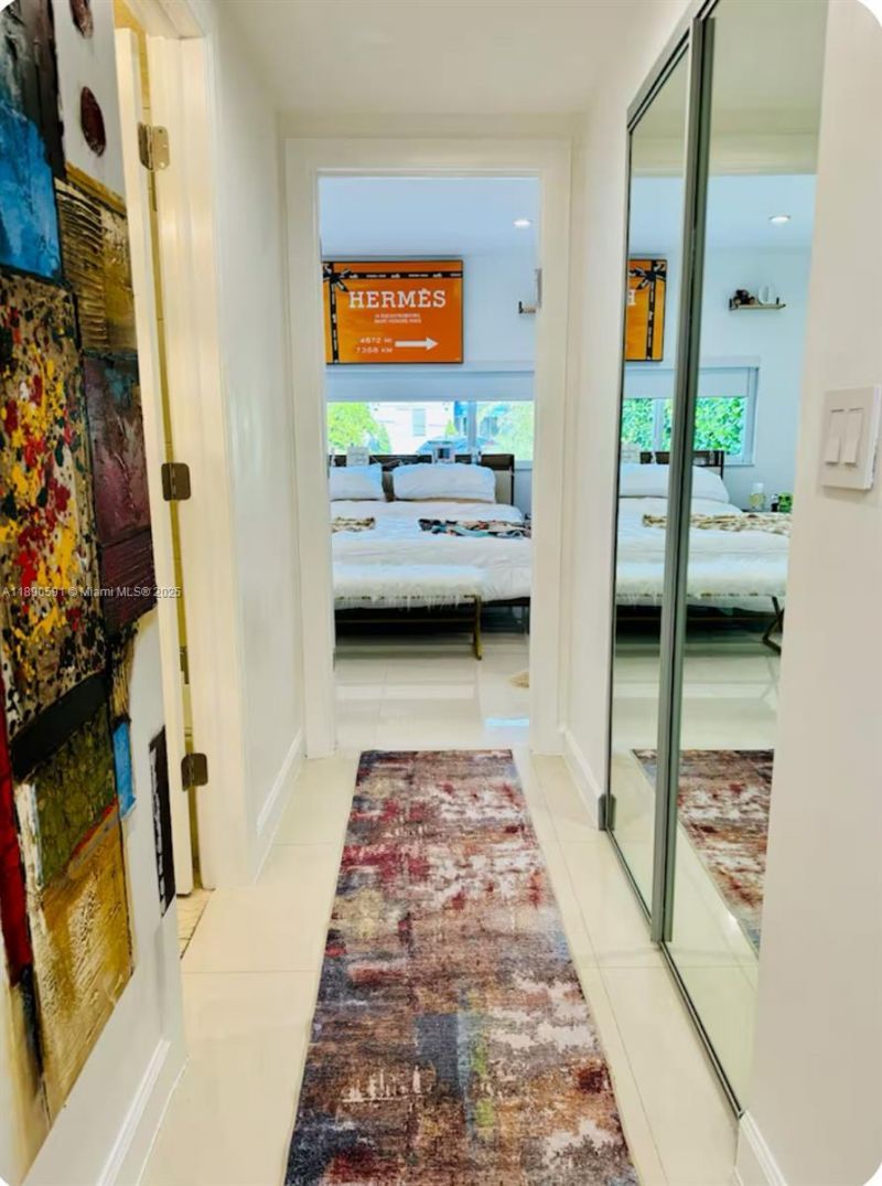 9240 Byron Ave, Surfside, FL 33154 Photo