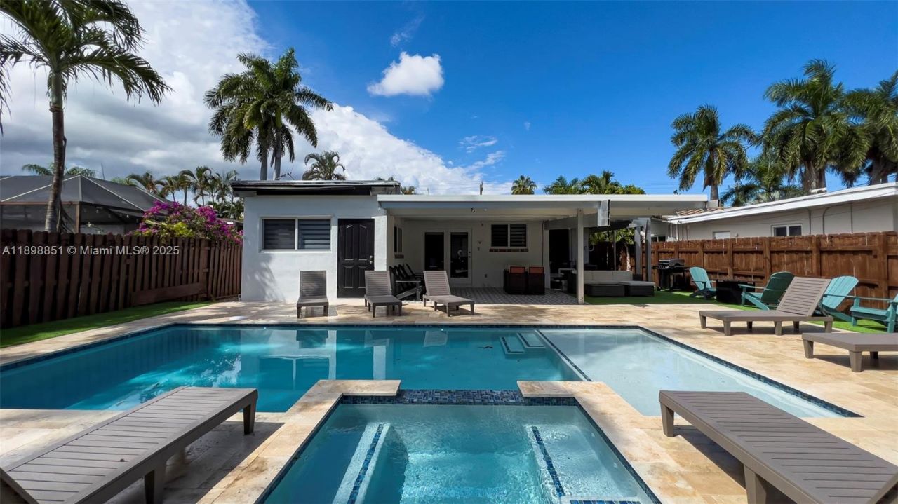 1230 Johnson St, Hollywood, FL 33019 Photo