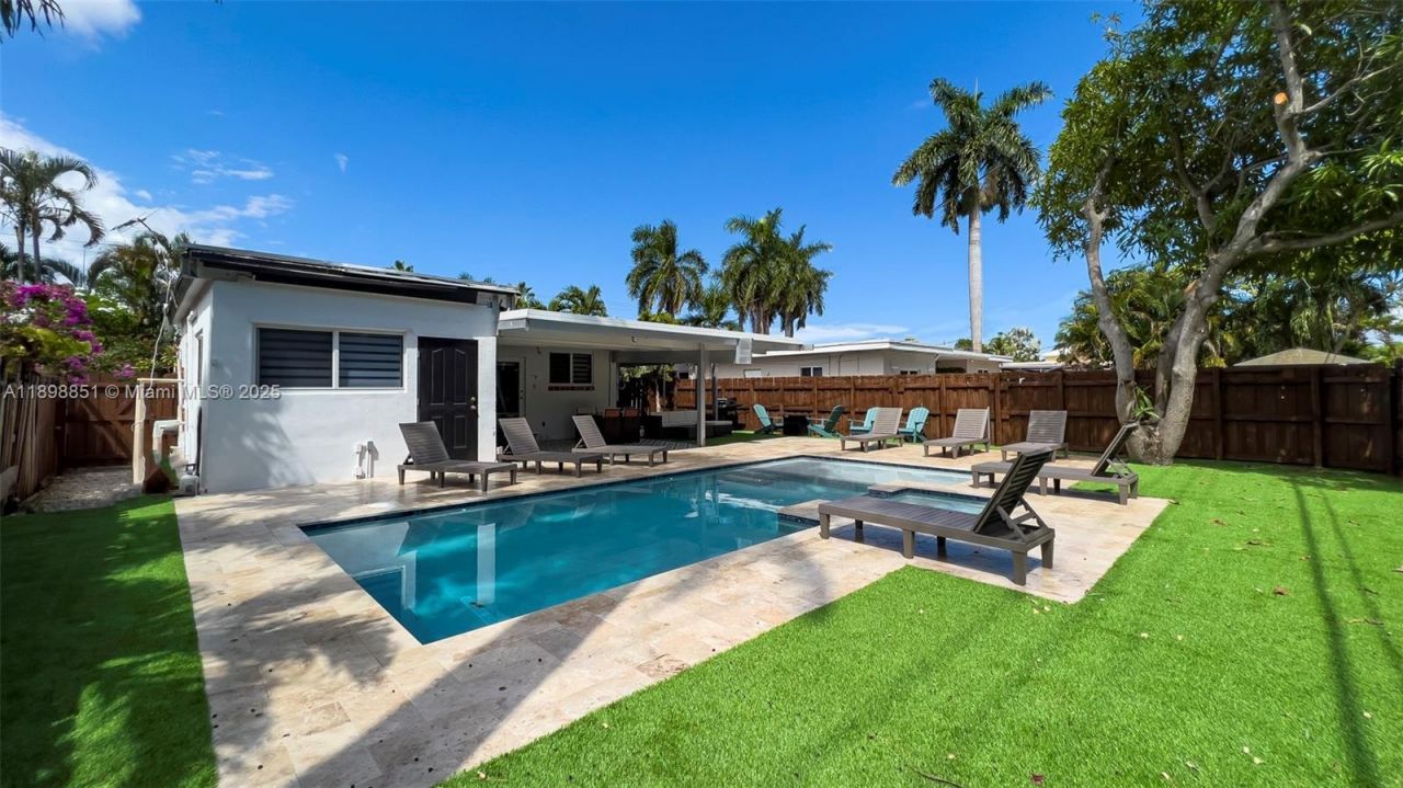 1230 Johnson St, Hollywood, FL 33019 Photo