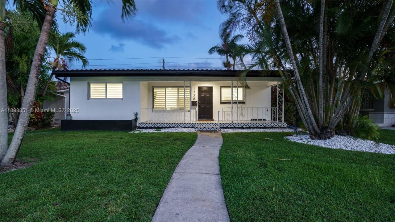 1230 Johnson St, Hollywood, FL 33019 Photo