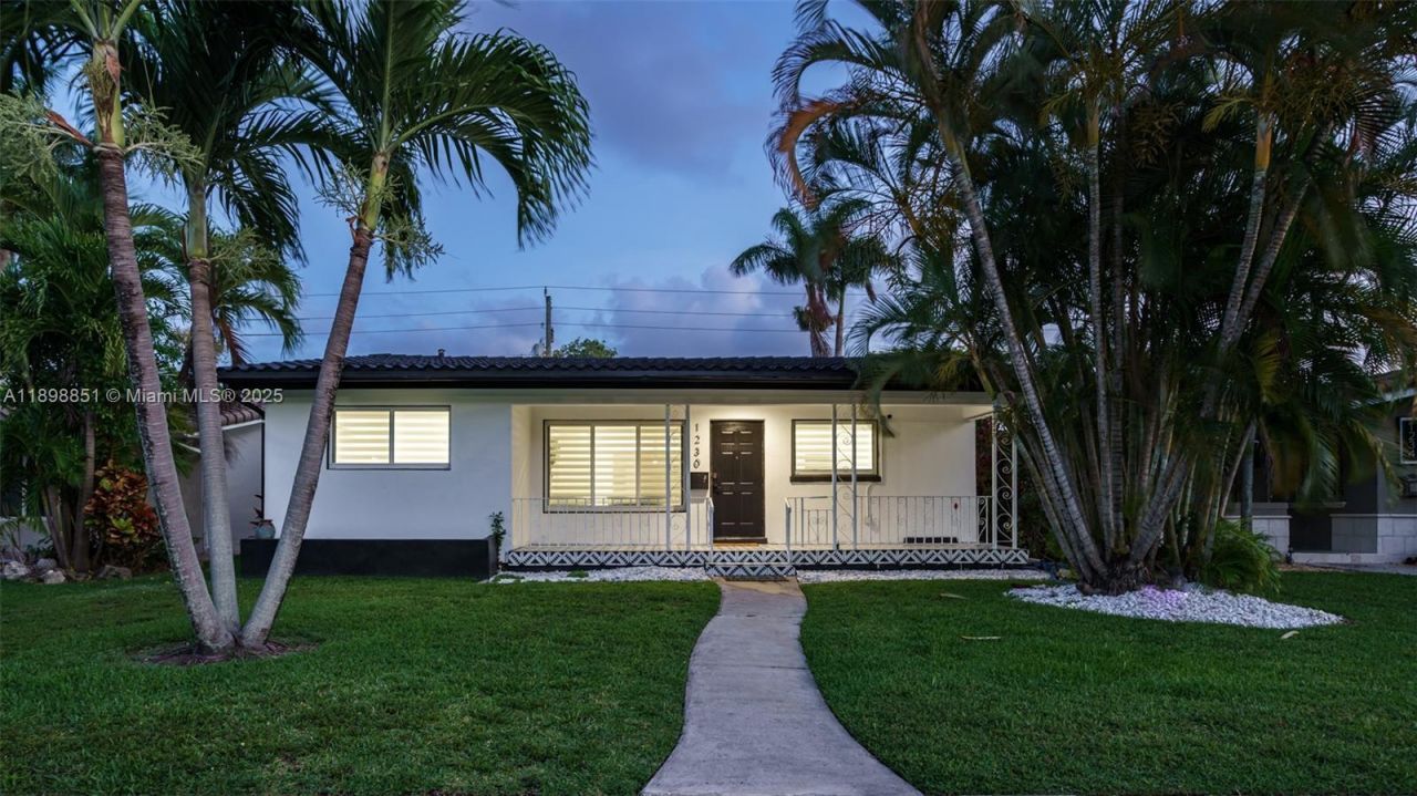 1230 Johnson St, Hollywood, FL 33019 Photo